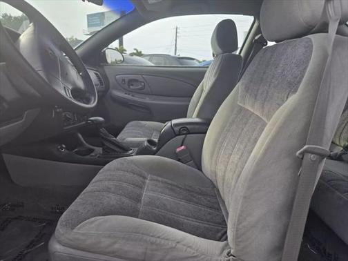 2002 Chevrolet Monte Carlo LS Coupe 2D