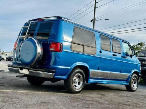 1997 Dodge Ram Van Van