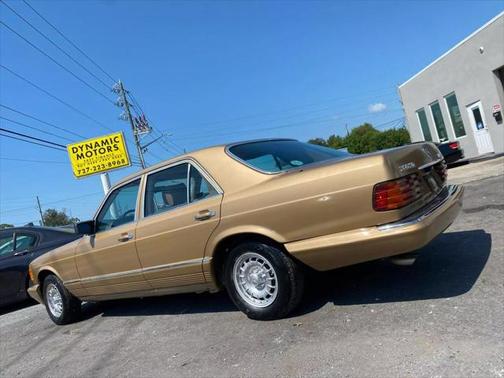 1984 Mercedes-Benz S-Class 300SD