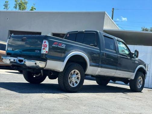 2006 Ford F-250 Lariat Crew Cab Super Duty