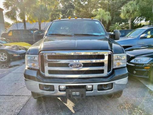 2006 Ford F-250 Lariat Crew Cab Super Duty