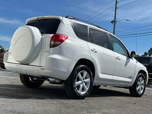 2006 Toyota RAV4 Sport