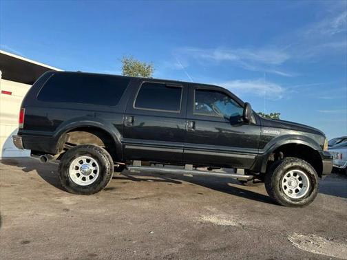 2005 Ford Excursion Limited Sport Utility 4D