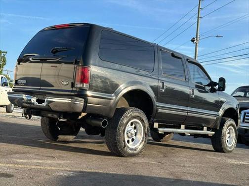 2005 Ford Excursion Limited Sport Utility 4D