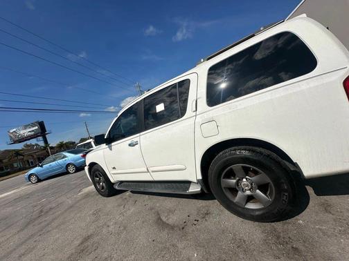 2005 Nissan Armada SE Sport Utility 4D