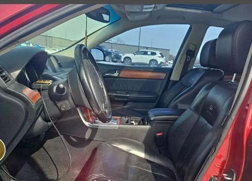 2007 INFINITI M35 M35 Sport Sedan 4D