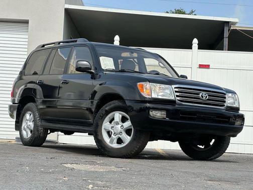 2003 Toyota Land Cruiser Base