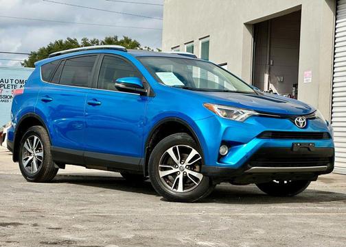 2016 Toyota RAV4 XLE