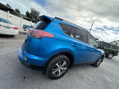 2016 Toyota RAV4 XLE