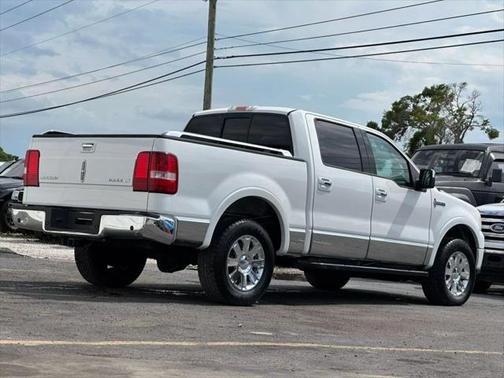 2006 Lincoln Mark LT Pickup 4D 5 1/2 ft