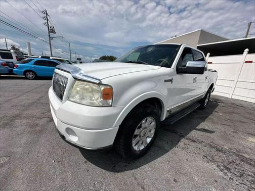 2006 Lincoln Mark LT Pickup 4D 5 1/2 ft