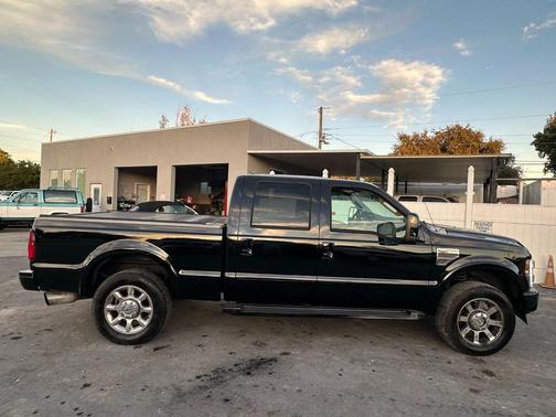2008 Ford F-250 FX4 Pickup 4D 8 ft