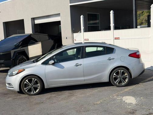 Silky Silver 2016 Kia Forte EX