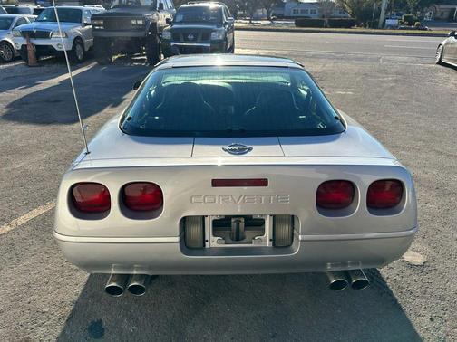 1996 Chevrolet Corvette Base