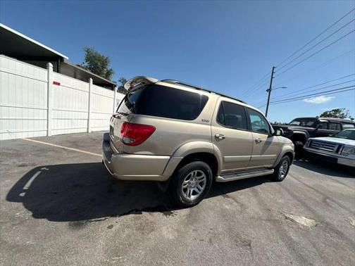 2005 Toyota Sequoia SR5