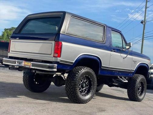 1983 Ford Bronco Custom 2D Utility 4WD