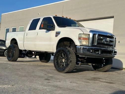White 2010 Ford F-350 Lariat