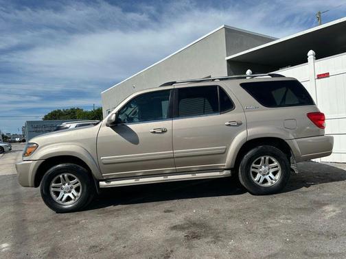 Gold 2005 Toyota Sequoia Limited