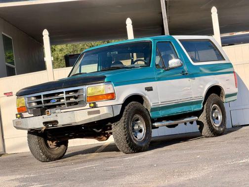 Blue 1995 Ford Bronco Eddie Bauer
