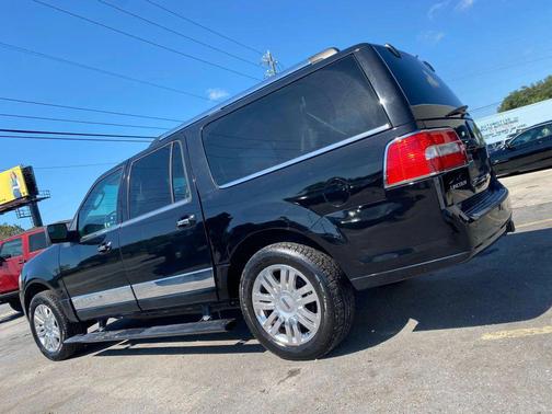 2013 Lincoln Navigator L