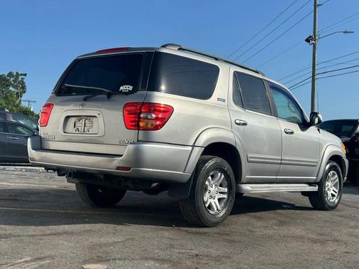 2003 Toyota Sequoia SR5