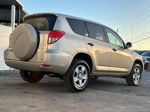 2007 Toyota RAV4 Sport