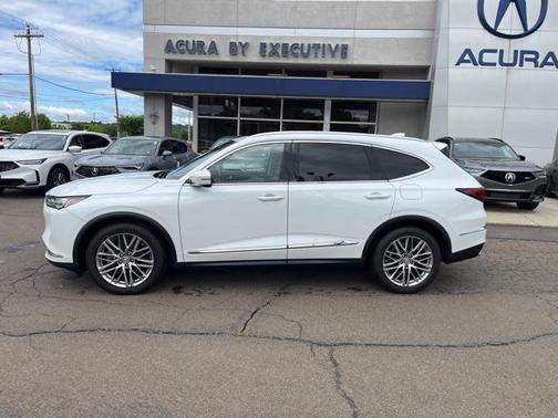 2022 Acura MDX Advance