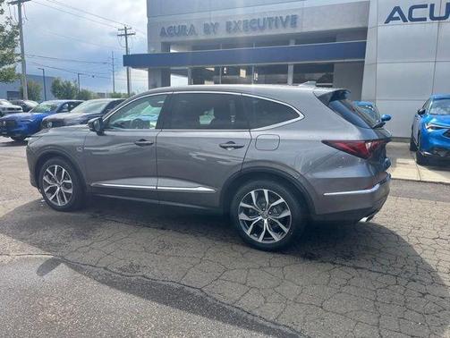 Liquid Carbon Metallic 2022 Acura MDX Technology