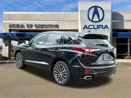 2025 Acura RDX Advance Package