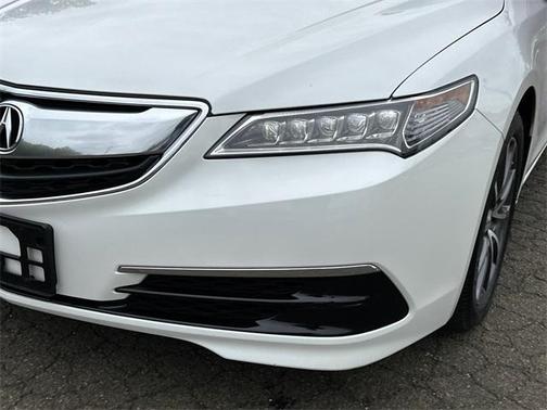 2017 Acura TLX V6 w/Technology Package