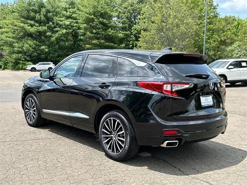 2025 Acura RDX Advance Package