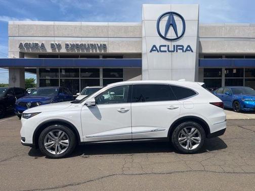 Platinum White Pearl 2026 Acura MDX Base