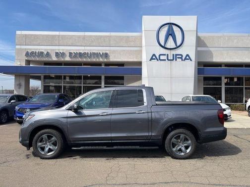 Modern Steel Metallic 2023 Honda Ridgeline RTL-E