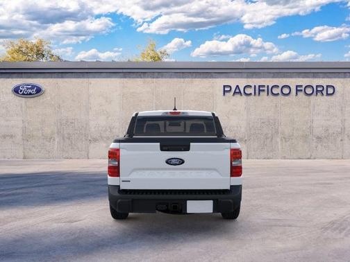 Oxford White 2026 Ford Maverick Lariat