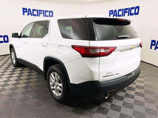 Summit White 2021 Chevrolet Traverse LS