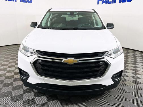 Summit White 2021 Chevrolet Traverse LS