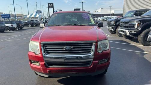 Red 2009 Ford Explorer XLT