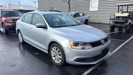Reflex Silver Metallic 2012 Volkswagen Jetta SE