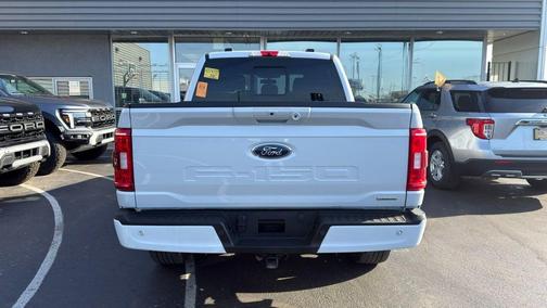 White Metallic 2022 Ford F-150 XLT