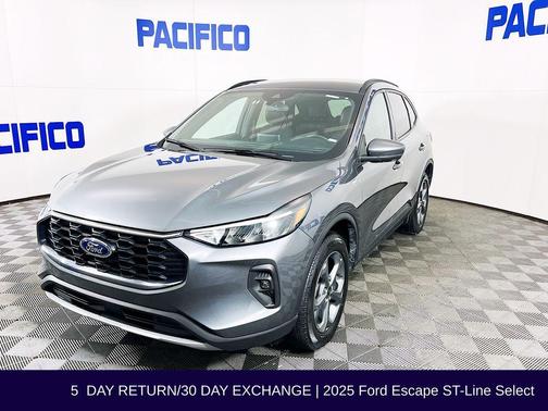 2025 Ford Escape ST-Line Select