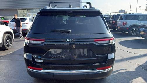 Diamond Black 2022 Jeep Grand Cherokee 4xe Base