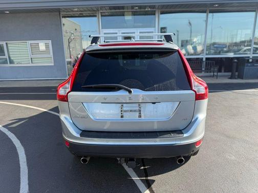 2012 Volvo XC60 3.2 Platinum