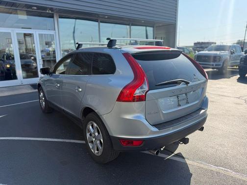 2012 Volvo XC60 3.2 Platinum