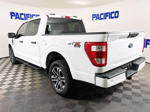 Oxford White 2023 Ford F-150 XL