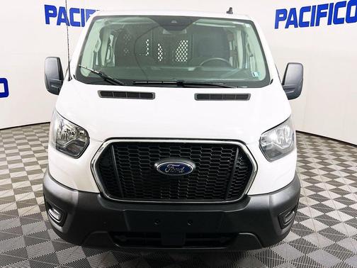 Oxford White 2024 Ford Transit-250 Base