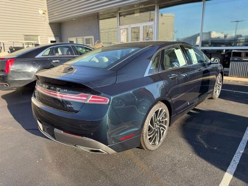 2020 Lincoln MKZ Reserve