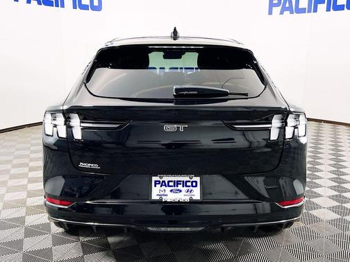 2022 Ford Mustang Mach-E GT