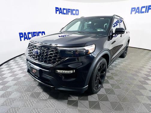 2022 Ford Explorer ST-Line