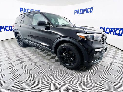 2022 Ford Explorer ST-Line