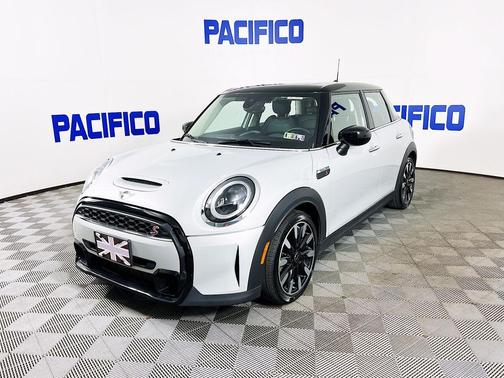 2023 MINI Hardtop Cooper S